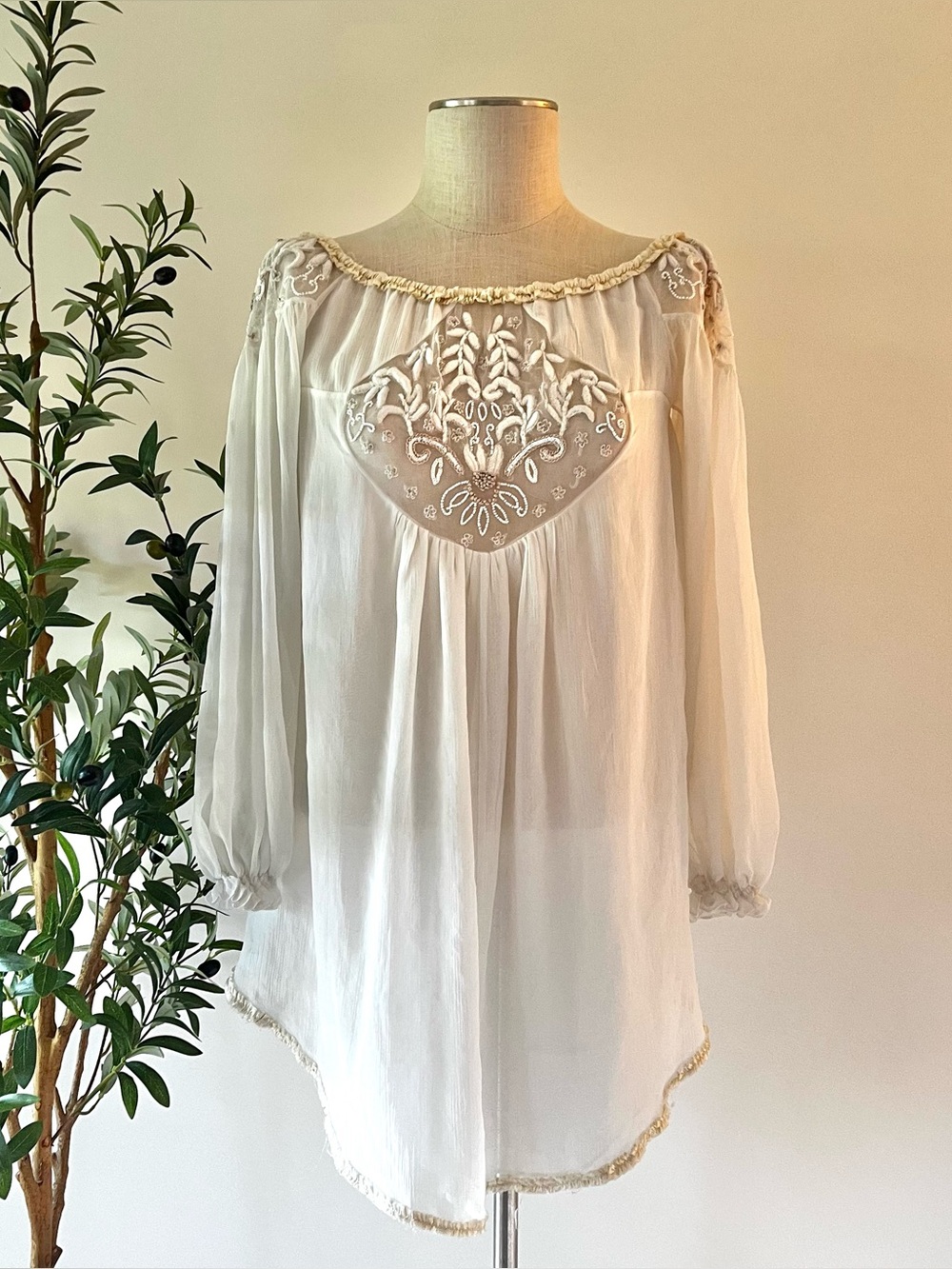 CMS ASSOCIATES Anthropologie White Embroidered Peasant Blouse Tunic Dress